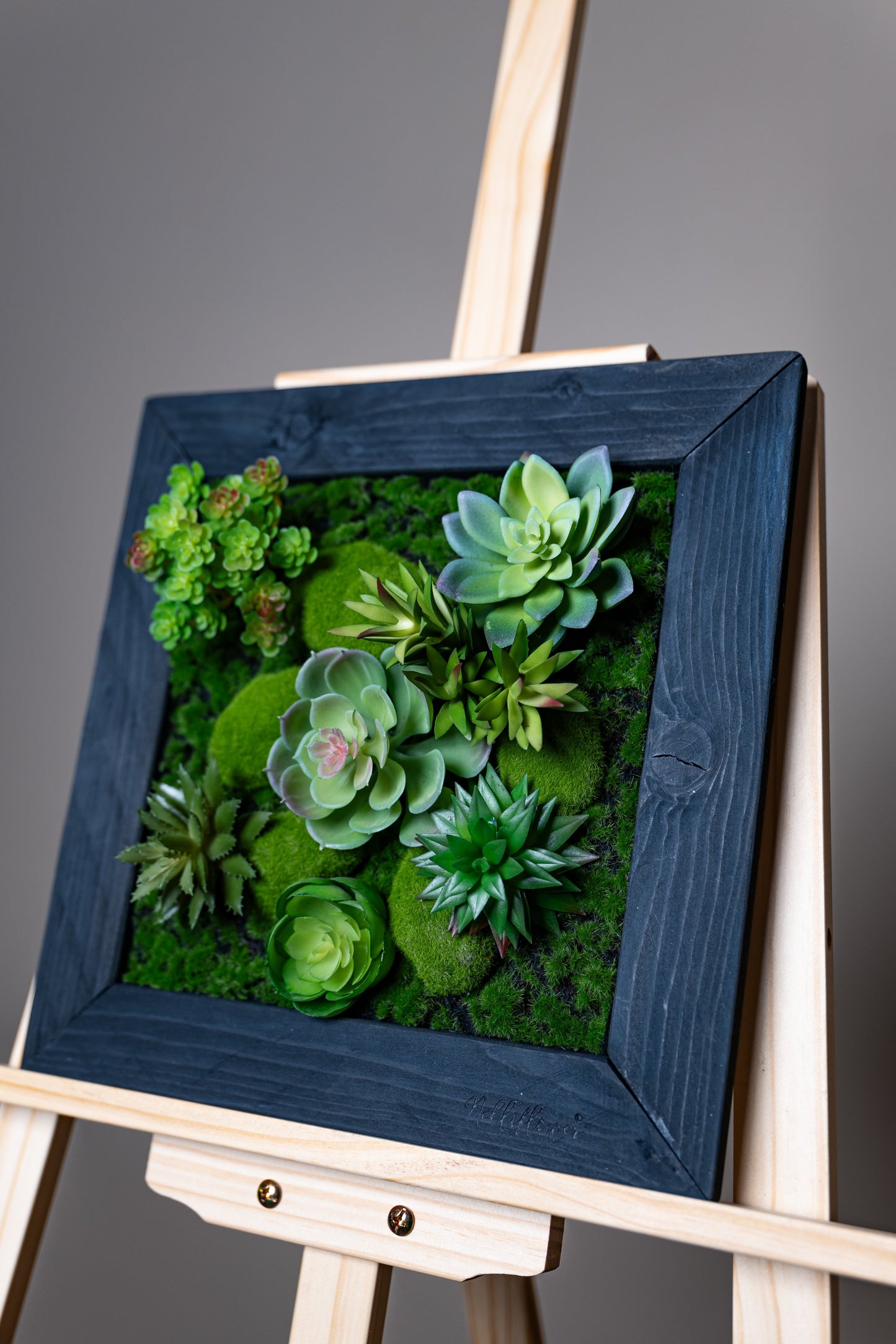 Tiny Frame 'Pula' aus Realtouch Kunstpflanzen mit Massivholzrahmen
