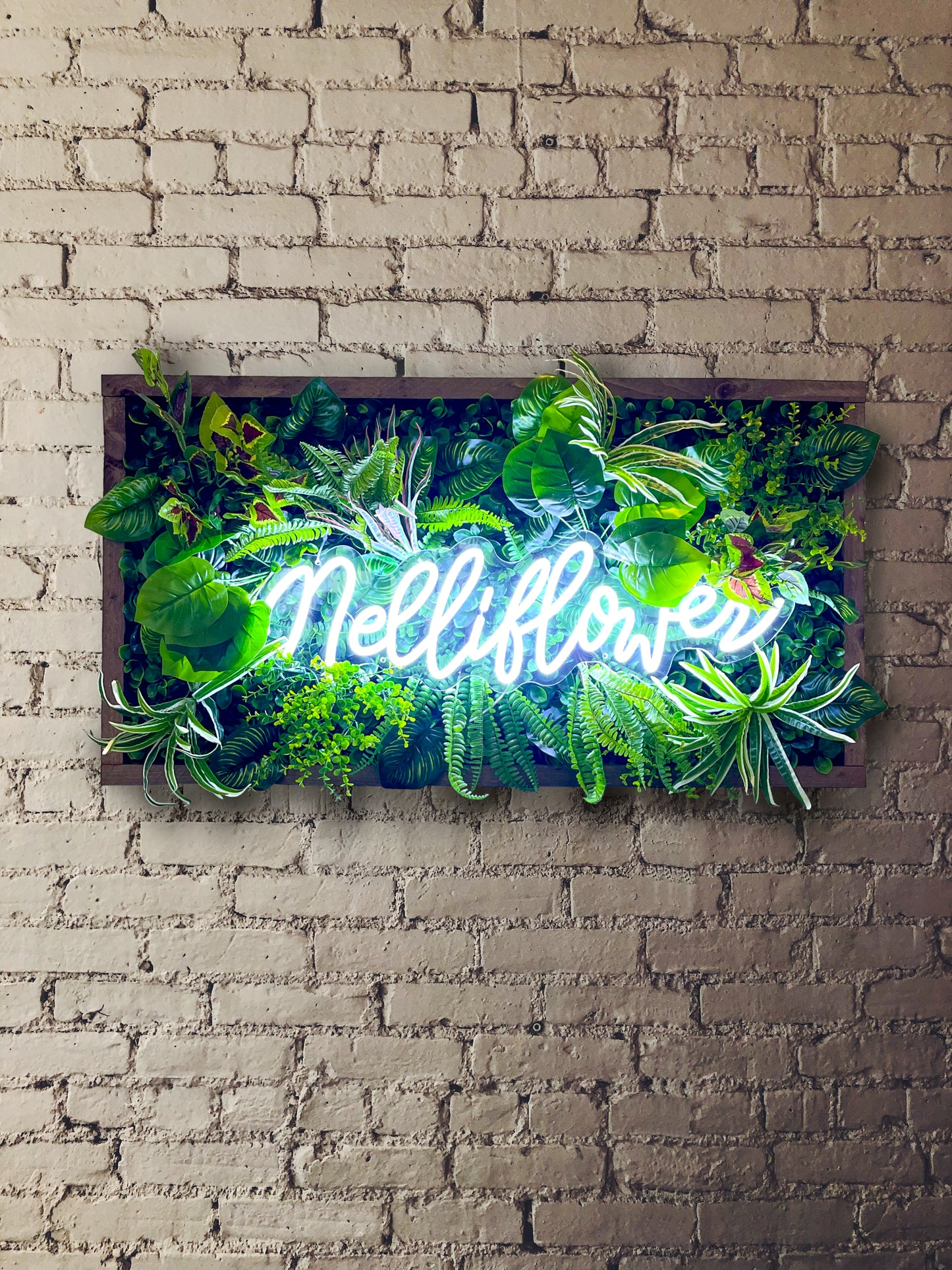 Individualisiertes MARKENLOGO Neonsign (75cm Breite)