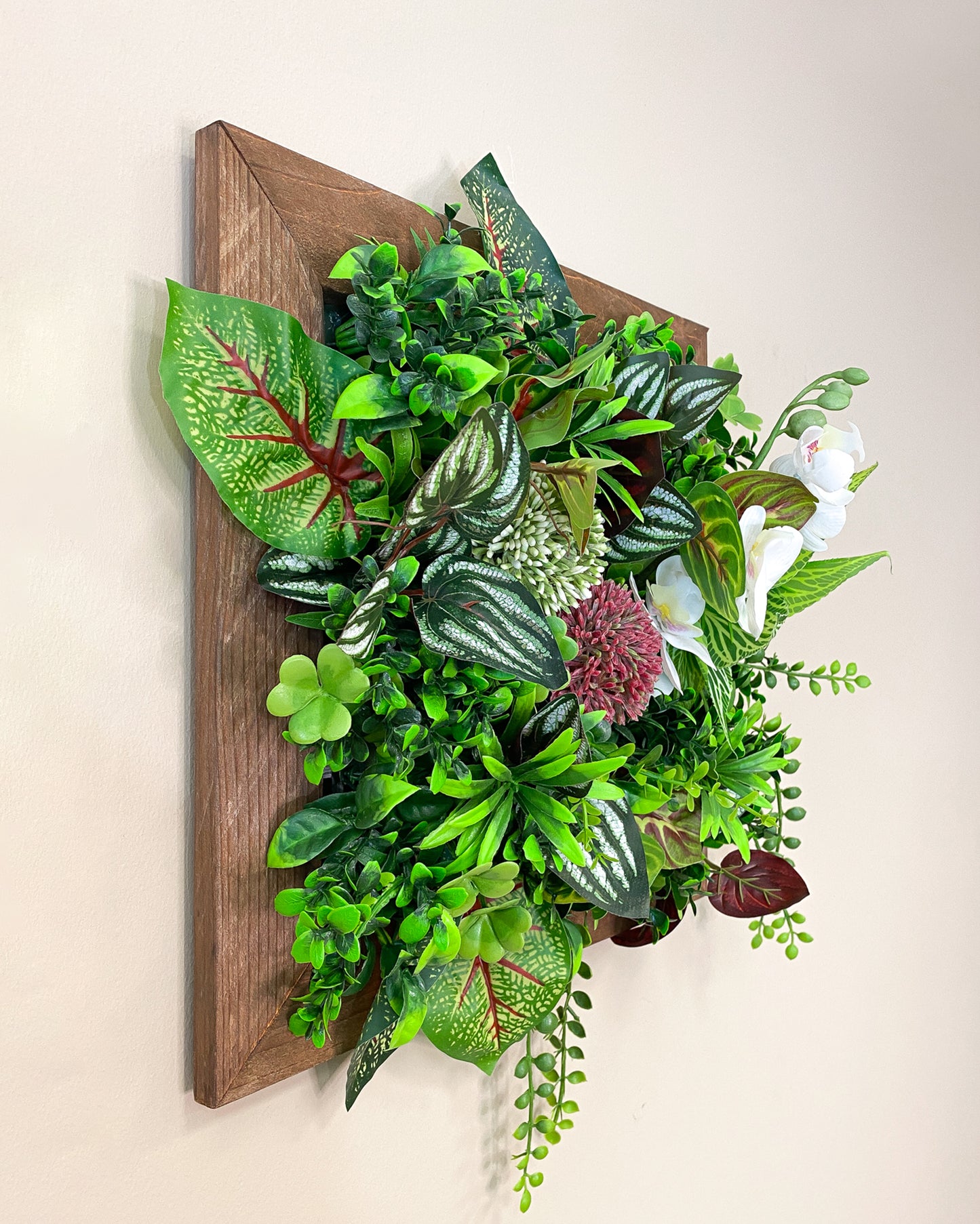 Tiny Frame "BAHIA" made of Realtouch artificial plants with a spruce frame