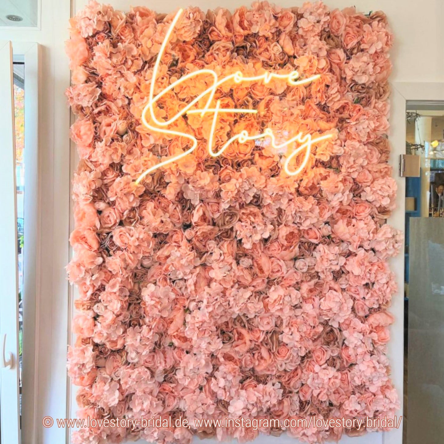 Blumenwand „FABULOUS PRINCESS“ aus Realtouch Kunstpflanzen