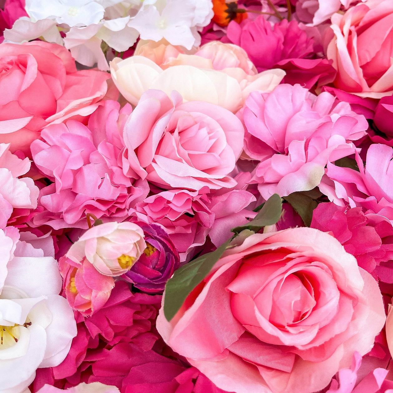 Blumenwand „MISS ROYAL“ aus Realtouch Kunstpflanzen