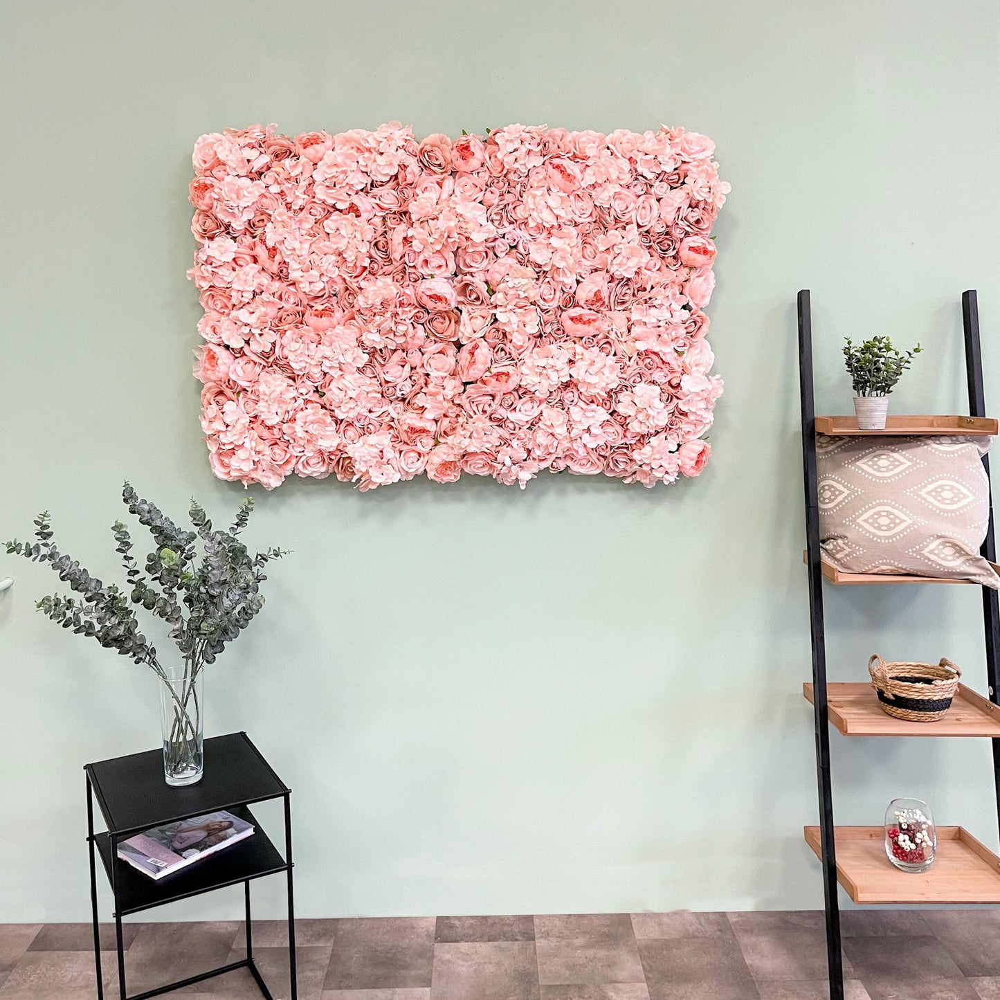Blumenwand „FABULOUS PRINCESS“ aus Realtouch Kunstpflanzen