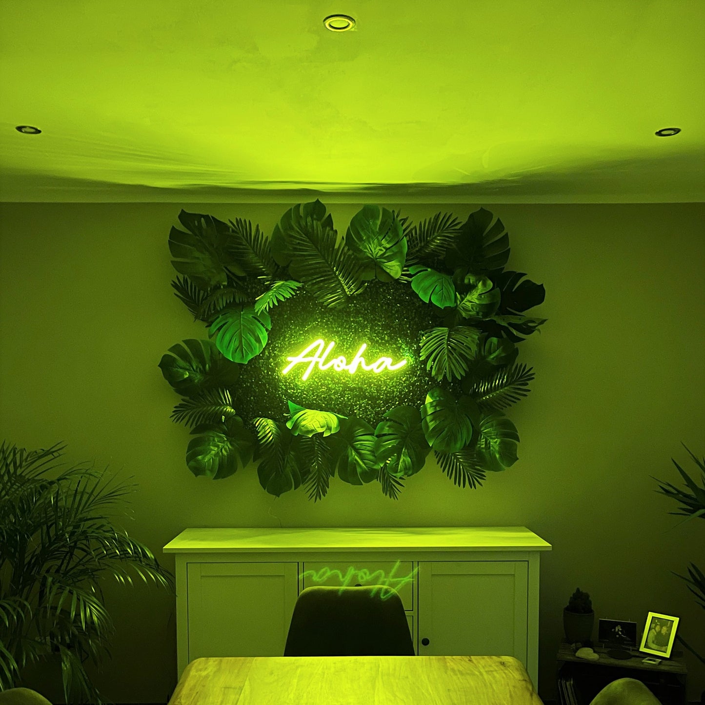 Pflanzenwand "ALOHA COCOA" aus Realtouch Kunstpflanzen