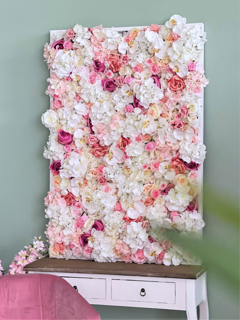Flowerframe "MELODY" aus Realtouch Kunstpflanzen, Holzrahmen mit weißem Decor - nelliflower.de