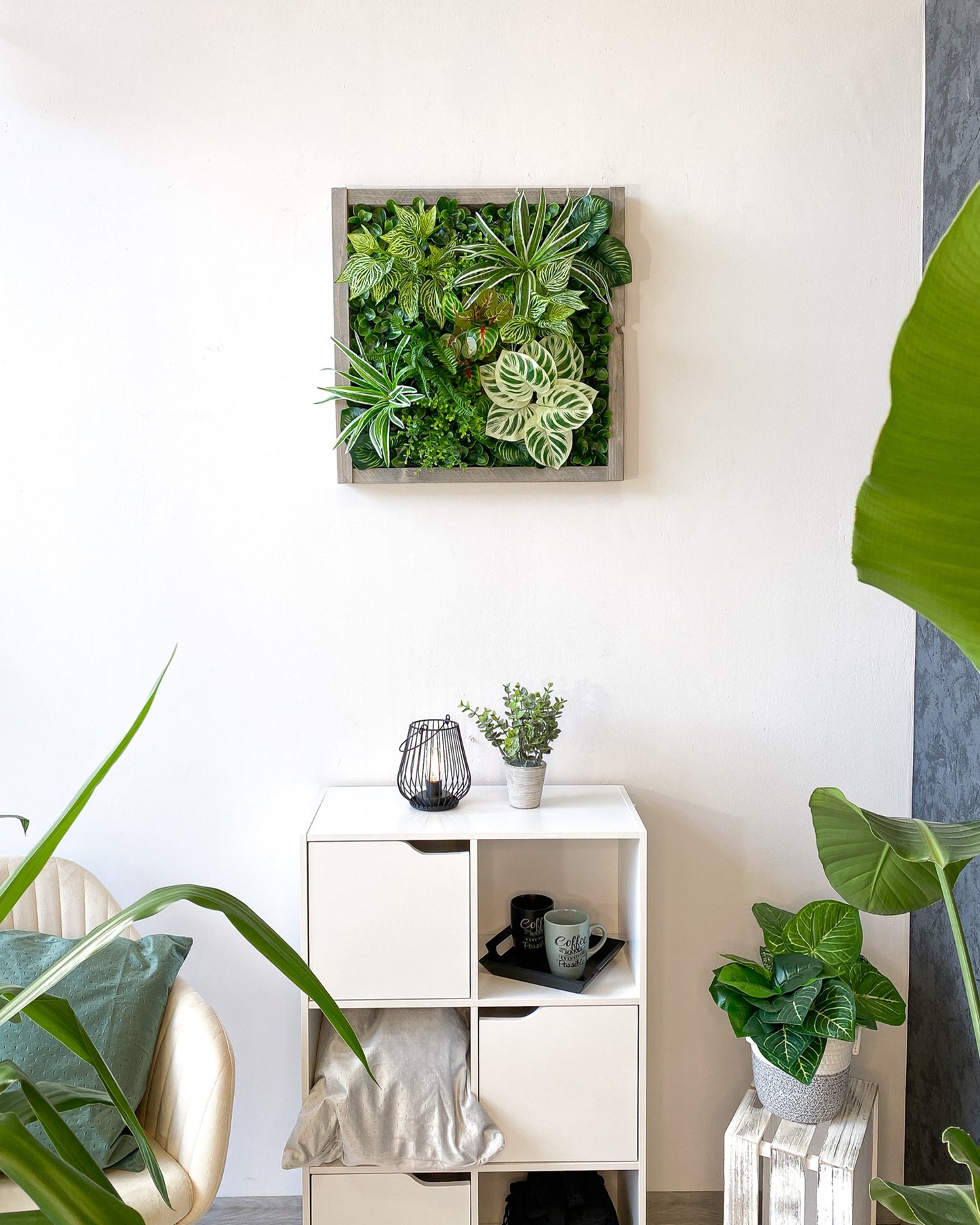Plantframe/plant wall/moss wall "NUBLAR" made of Realtouch artificial plants with brown spruce wood frame