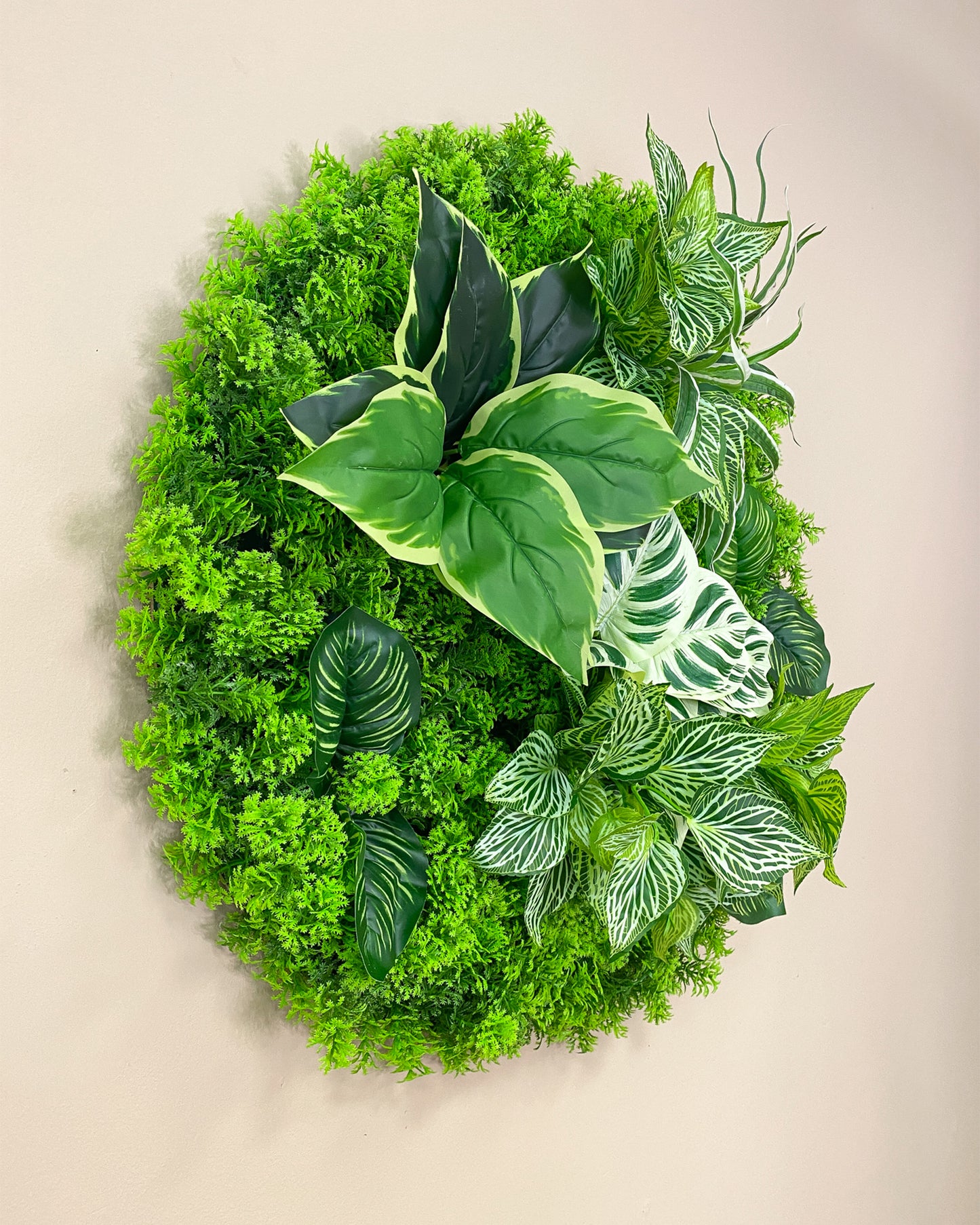 Plant Sphere/Plant Wall "Thalassa" made of Realtouch artificial plants