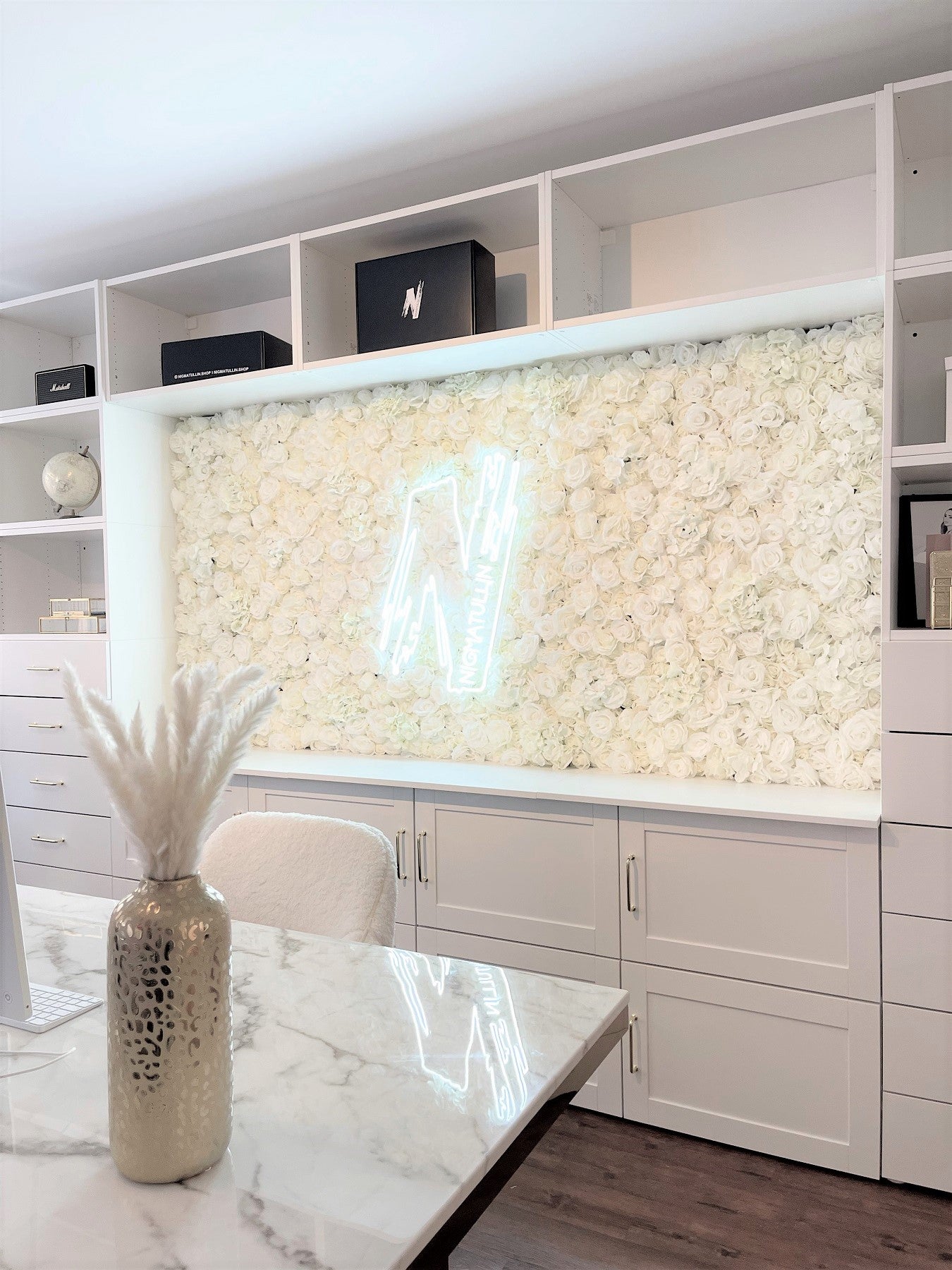 Flower panel "PURE ELEGANCE" made of Realtouch artificial plants